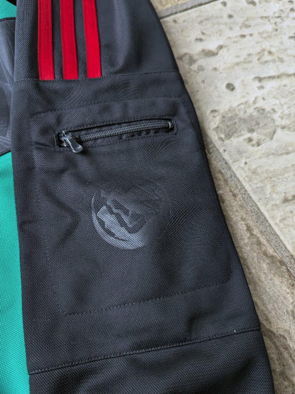 Adidas 2010 Mexico National Team Track Jacket Zip-Sweater (LARGE) - Picture 2 of 5
